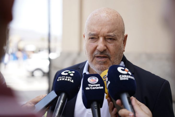 "Le toca ascender al Tenerife"