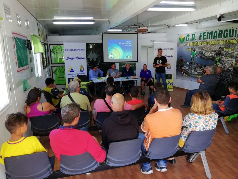 Carnevali expone para Educa Deporte en Arguineguín