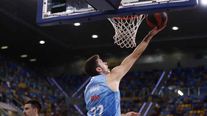 Ethan Happ, primer refuerzo para la zona de Jaka Lakovic