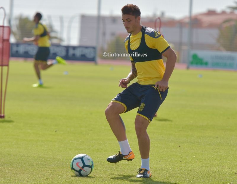 "Hay que para a Messi en equipo"