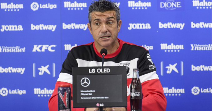 Martí se centra en el Sevilla, pero mira de reojo a la UD