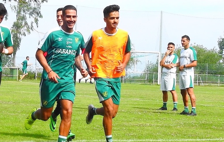 Kevin Mendoza, compañero de Yeremi Valerón en el Coruxo