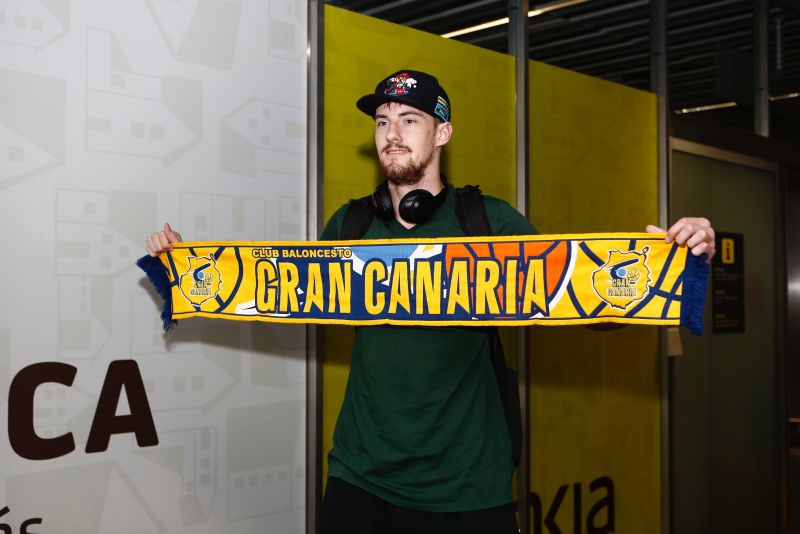 Llega el checo Balvin