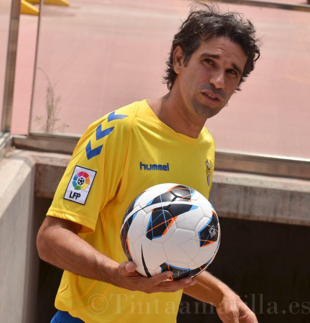 Valerón deja la UD Las Palmas y su capitanía de honor