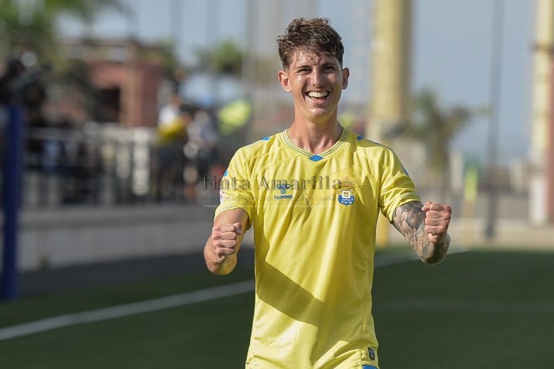 A Las Palmas C no le quema el liderato
