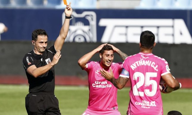 En Oviedo pita Ais Reig, el árbitro que Aythami no quería volver a ver