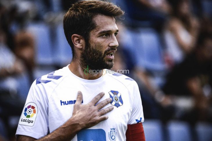 Sanz se congratula por su renovación