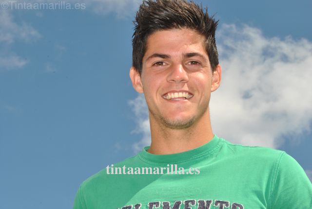 El ex amarillo Ale Rivero pone "punto y aparte a la pelota"