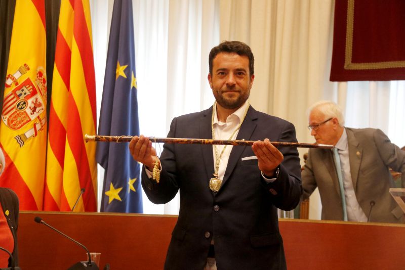 El alcalde de Badalona pierde su cargo por quebrar el estado de alarma
