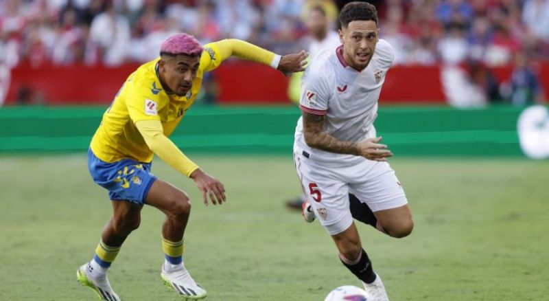 Sevilla FC, el equipo de los 35 jugadores y 14 banderas