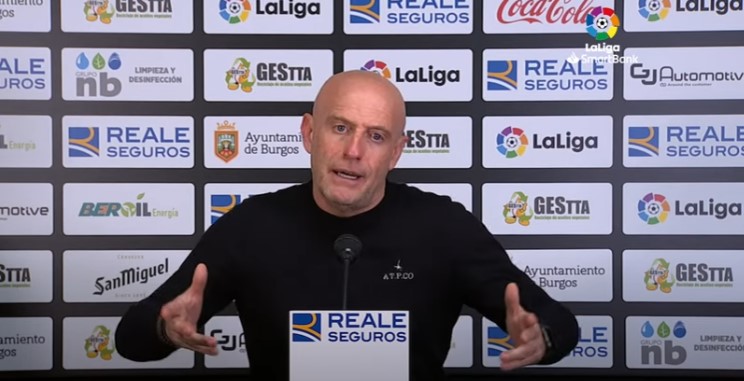 Calero dice que viajar a Gran Canaria dejó un "cansancio brutal" a su plantilla