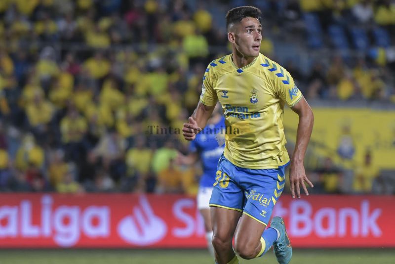 Sergi Cardona, el amarillo más utilizado en la Liga 2021-22