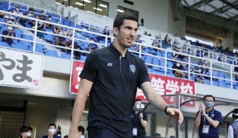 El ex amarillo Carlos Gutiérrez llegó al nido de Avispas