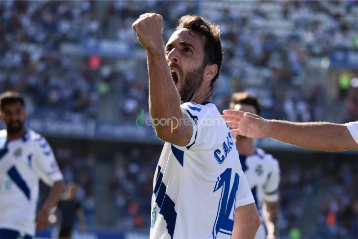 2-1: El Tenerife gana y roza la permanencia