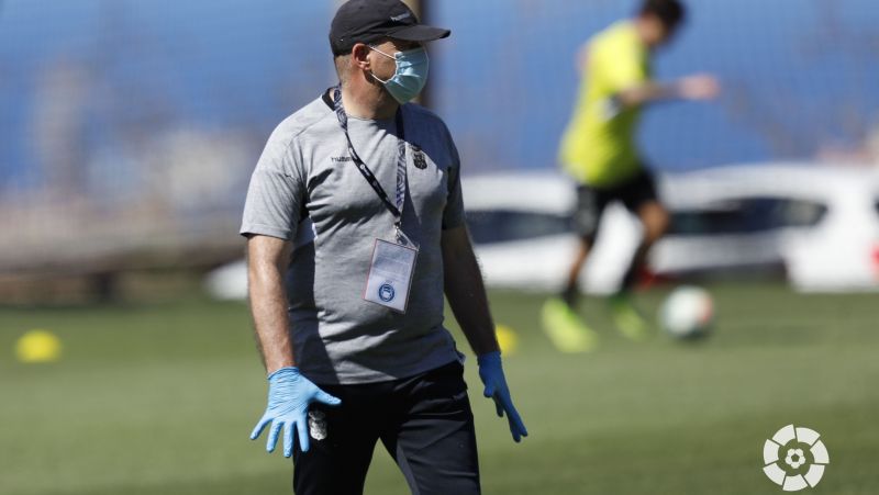 "Se nos ha hecho largo y ya queremos acabar la Liga en el campo"