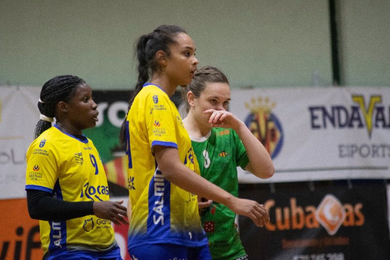 22-25: El Rocasa asume el liderato de la Liga