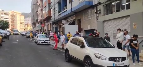 Colas en Tenerife para venir al derbi