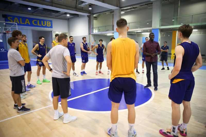 El primer movimiento de Savané