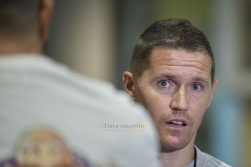 Lakovic no negocia el "esfuerzo, entrega y ambición" para recibir al Barça