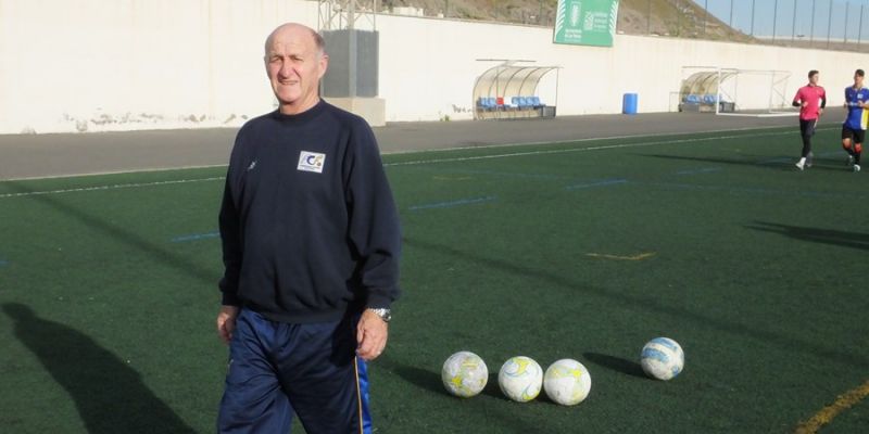 El fútbol grancanario lamenta el fallecimiento de Antonio Montoya