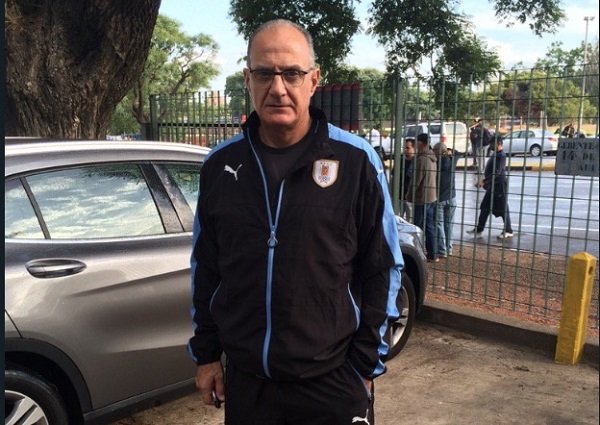 Sorpresa en Uruguay por la renuncia del ex amarillo Belza