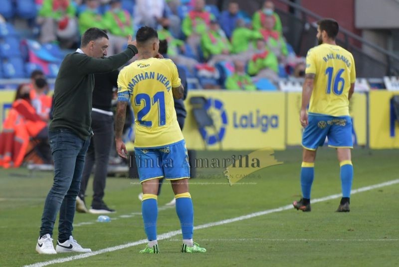 La tarjeta roja de Navas que no convence