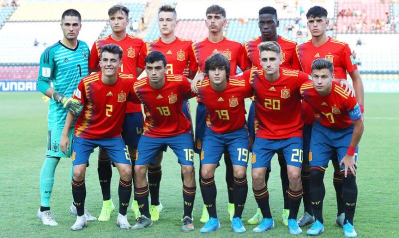 5-1: Pedri hace planes para octavos de final