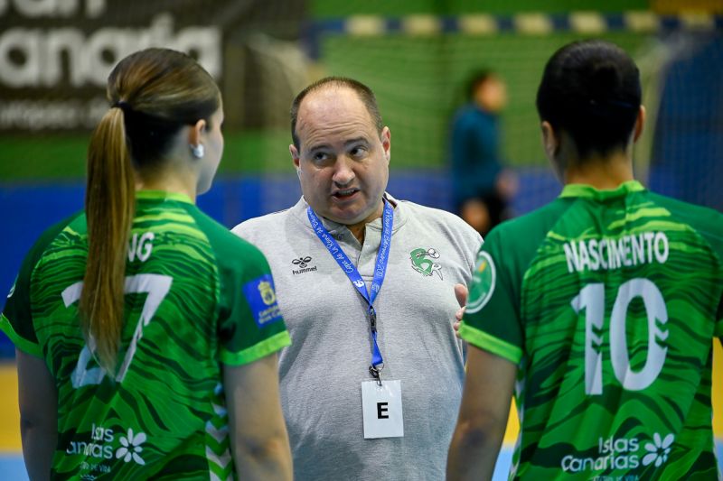 El Remudas y el técnico Ániz separan sus caminos