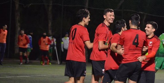 2-1: Guía remonta y acaba con la racha del Viera