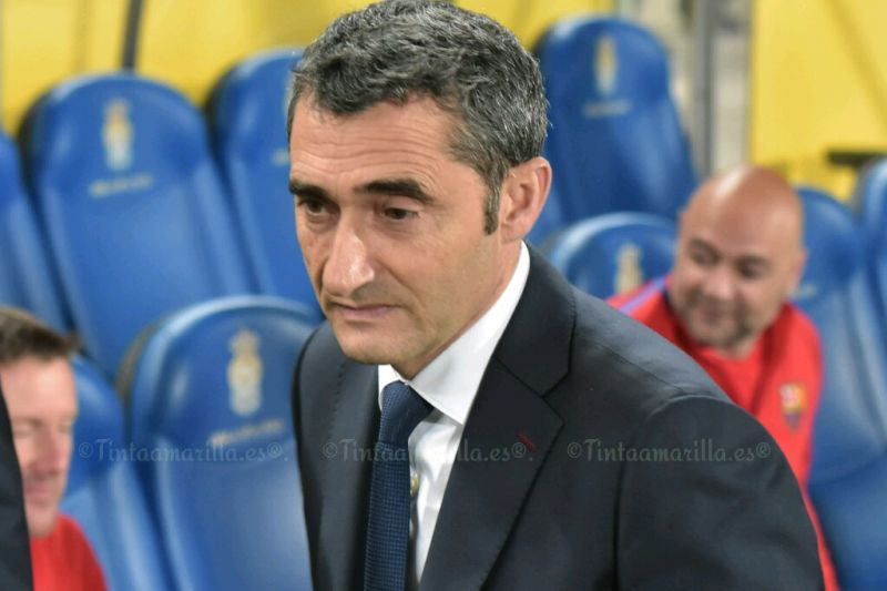 "Pitó un penalti invisible"