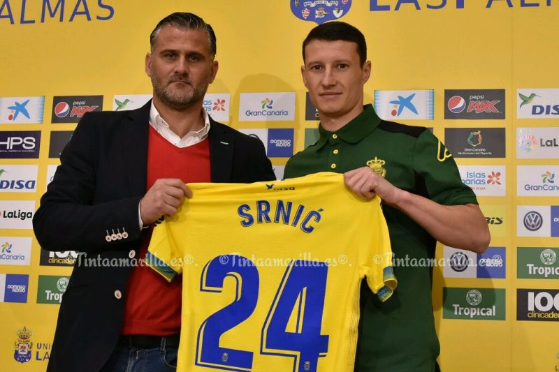 Otero dice que la plantilla está cerrada y no hay ofertas por Araujo