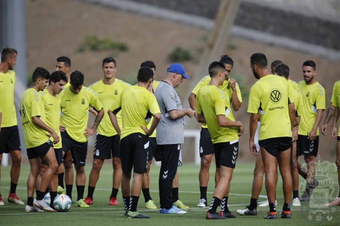 Cádiz, Almería y Granada esperan a la UD en Andalucía