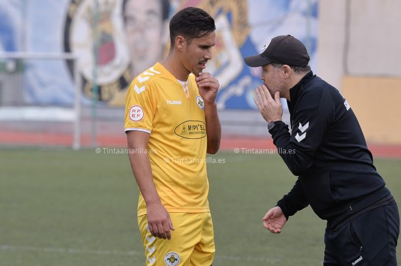 El liderato de Las Palmas C espera noticias del Tenerife B