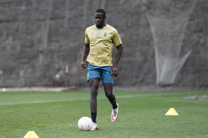 Mfulu tiene un derbi en su agenda