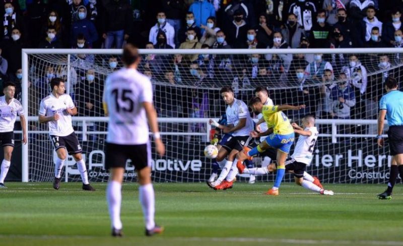0-0: Sin pegada primero; sin ideas después