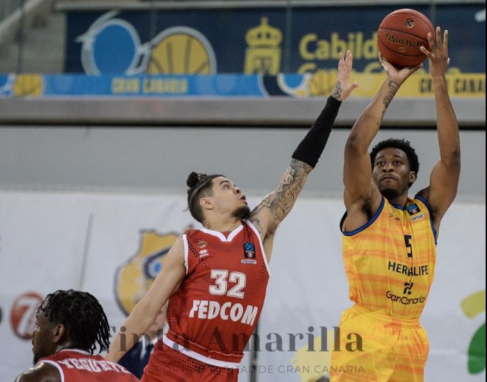 "Estoy sorprendido por la madurez de nuestros canteranos"