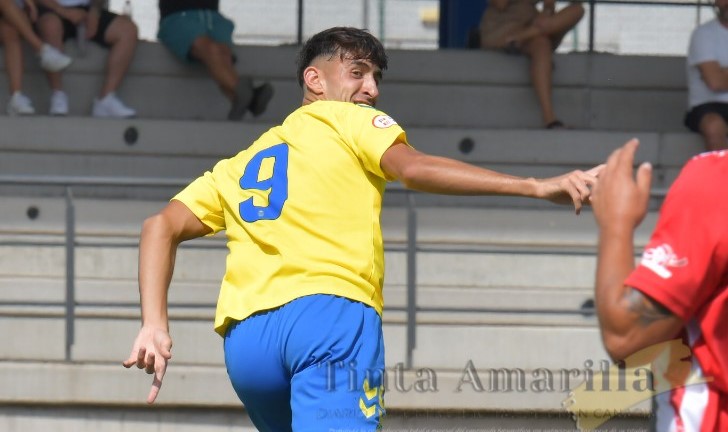 A Pau los goles se le caen de los bolsillos