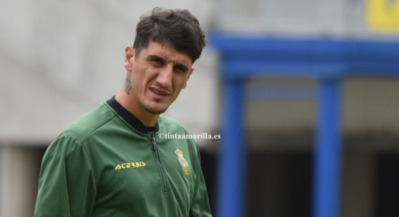 El ex amarillo Peñalba anticipa su retirada del fútbol