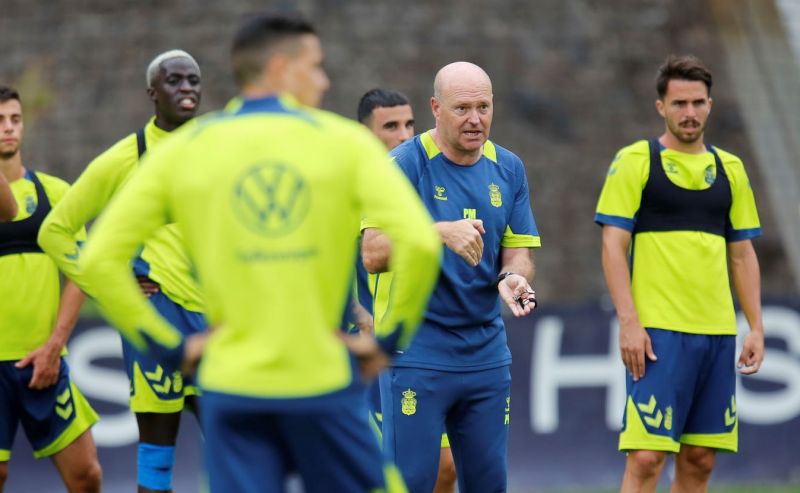 "Dudo que merezcamos tantas tarjetas"