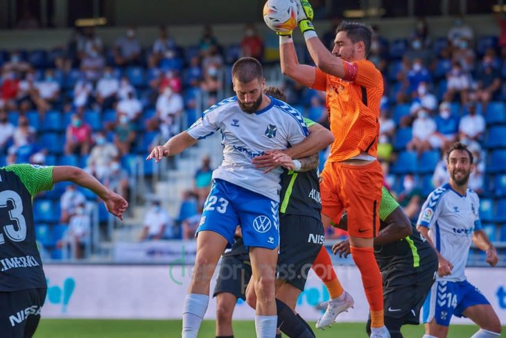 0-0: El Tenerife tropieza con los palos