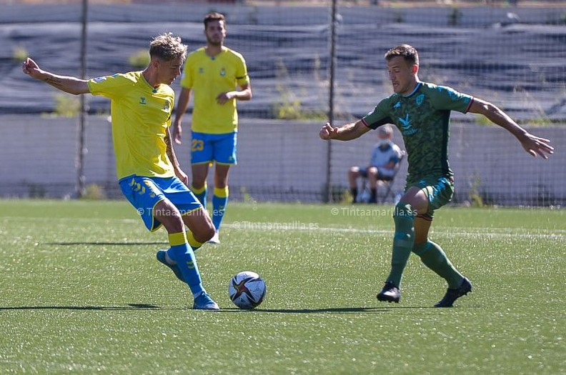 "Nunca pierdo mi esencia", señala Pol tras su 'debut' como lateral zurdo