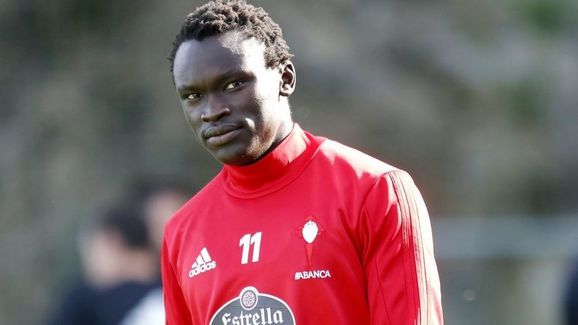 Dura sanción del Celta a Pione Sisto