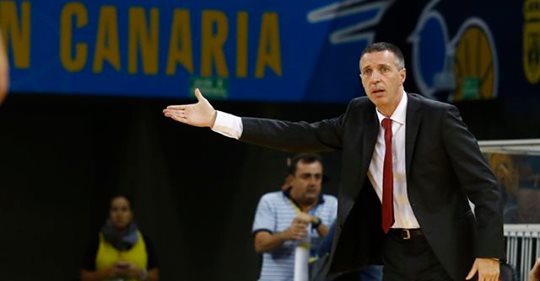 El ex amarillo Ruiz Lorente escapó a tiempo de la pandemia