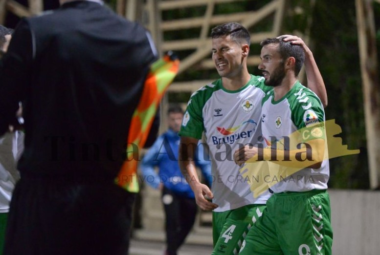 1-3: El Villa reacciona y se da un homenaje en Guía