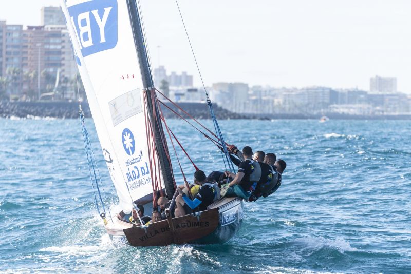 Villa de Agüimes, líder en solitario