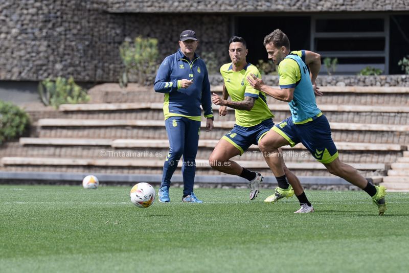 La UD cubre su primera semana y espera la vuelta de Jesé