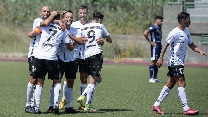 2-0: El Arucas pone sus cartas boca arriba