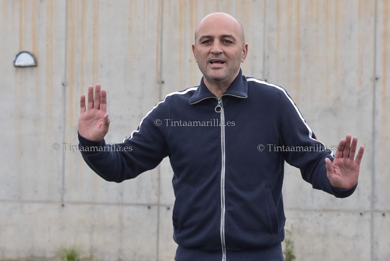 Récord mundial en el Juan Guedes: Expulsión en el minuto 0