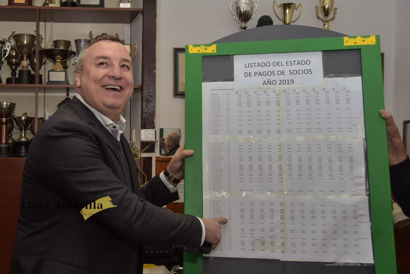 El socio 74 está al día