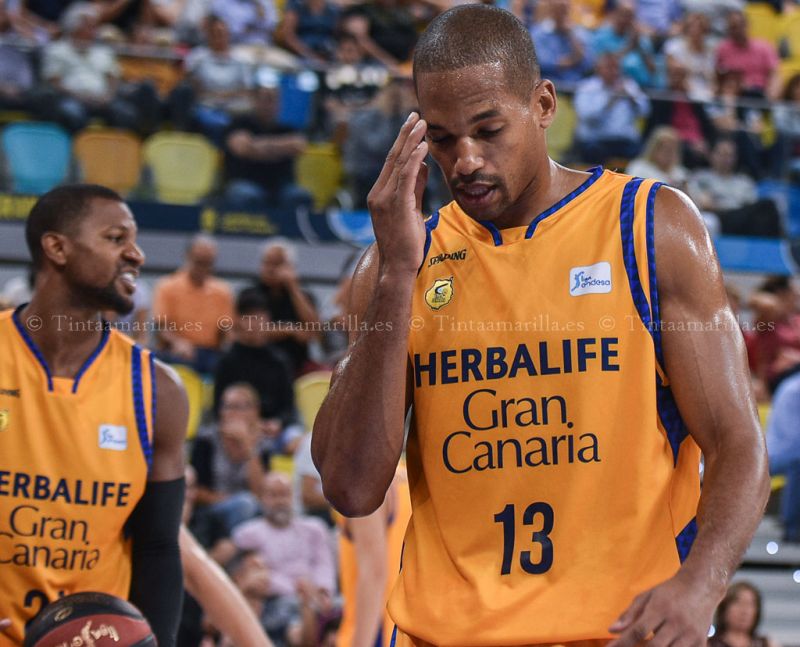 El sabor amargo en el vestuario